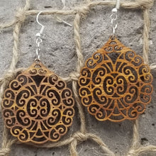 Load image into Gallery viewer, "Filigree Medallion" Style Dangle Earrings